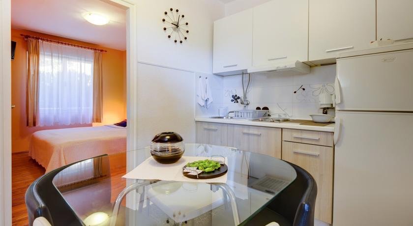 Apartment Oleander Mali Losinj Ruang foto